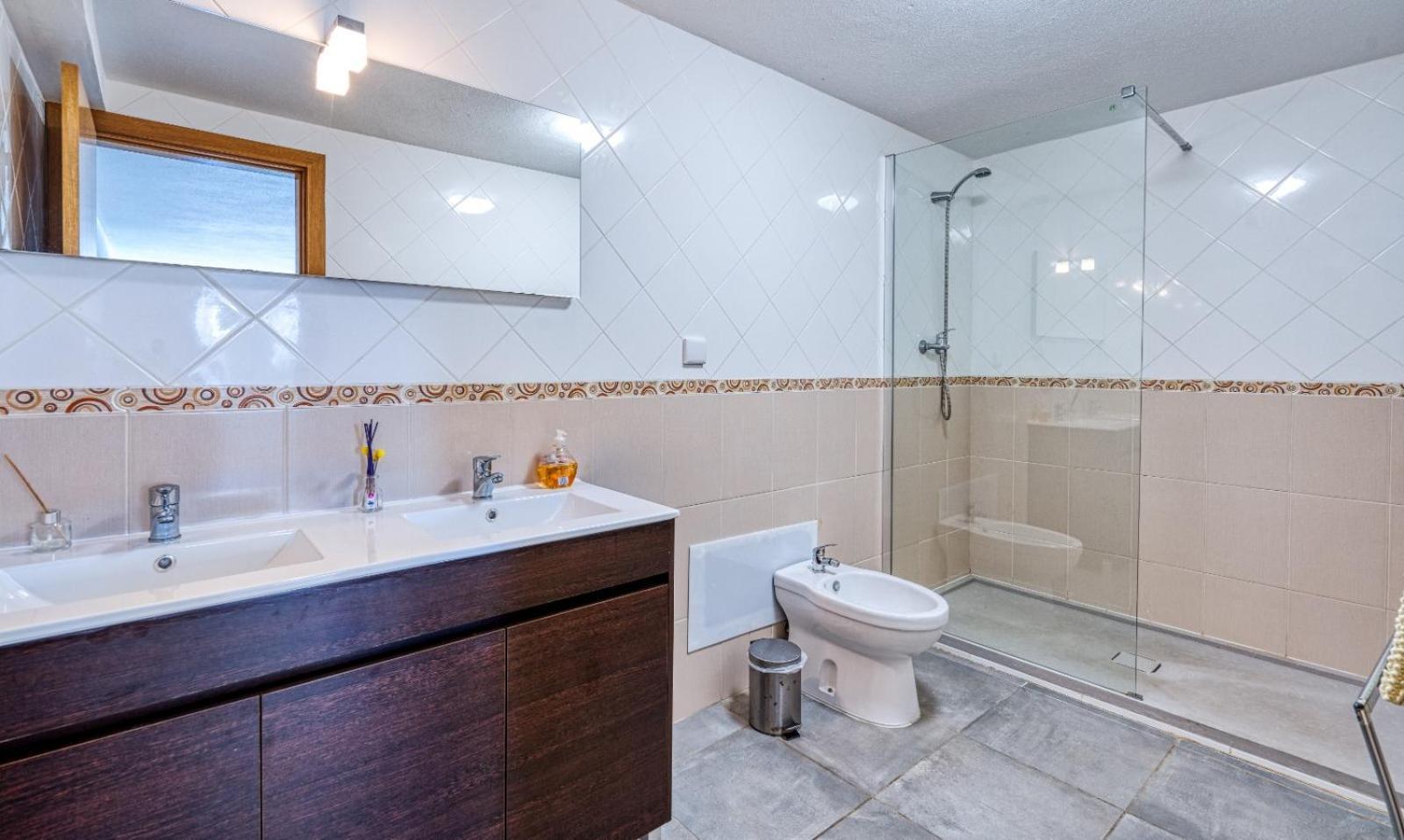 Full Private 300Sqm Villa Jacuzzi Heated Pool Ideal & Quiet Location 알부페이라 외부 사진