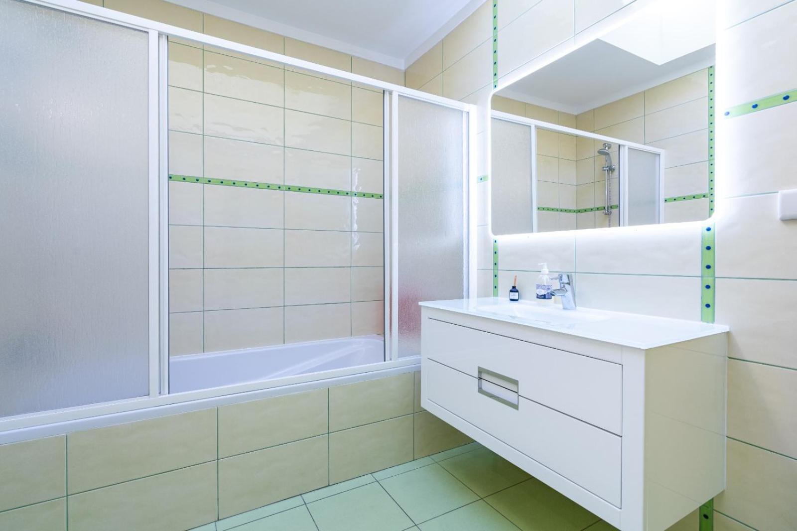 Full Private 300Sqm Villa Jacuzzi Heated Pool Ideal & Quiet Location 알부페이라 외부 사진