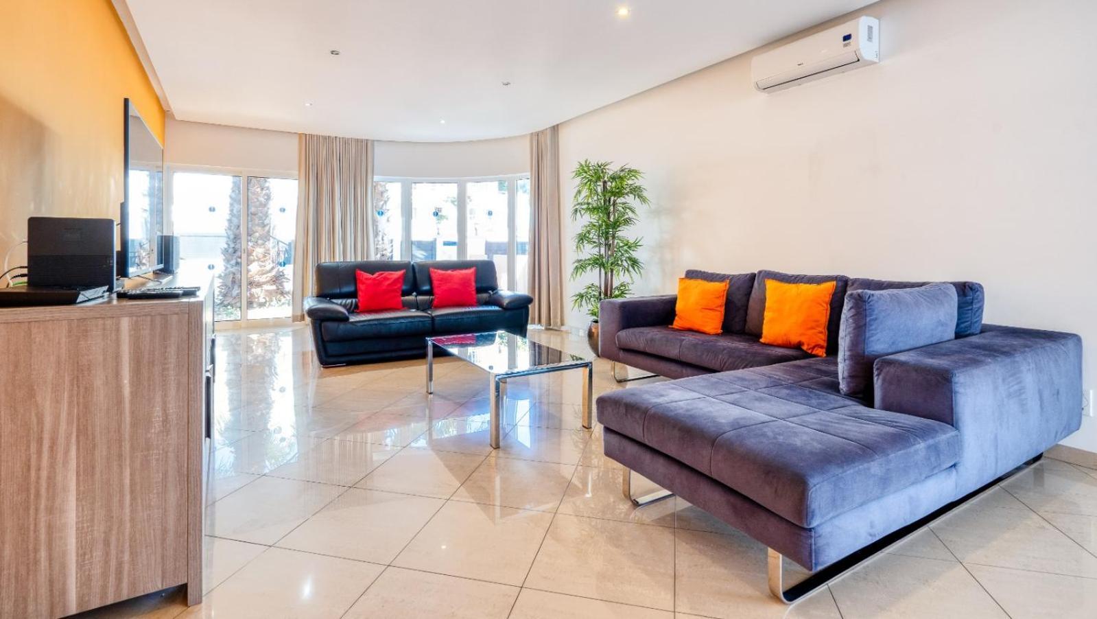 Full Private 300Sqm Villa Jacuzzi Heated Pool Ideal & Quiet Location 알부페이라 외부 사진