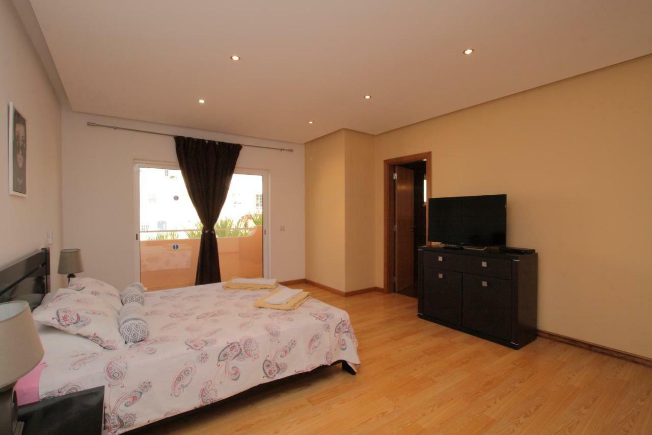 Full Private 300Sqm Villa Jacuzzi Heated Pool Ideal & Quiet Location 알부페이라 외부 사진