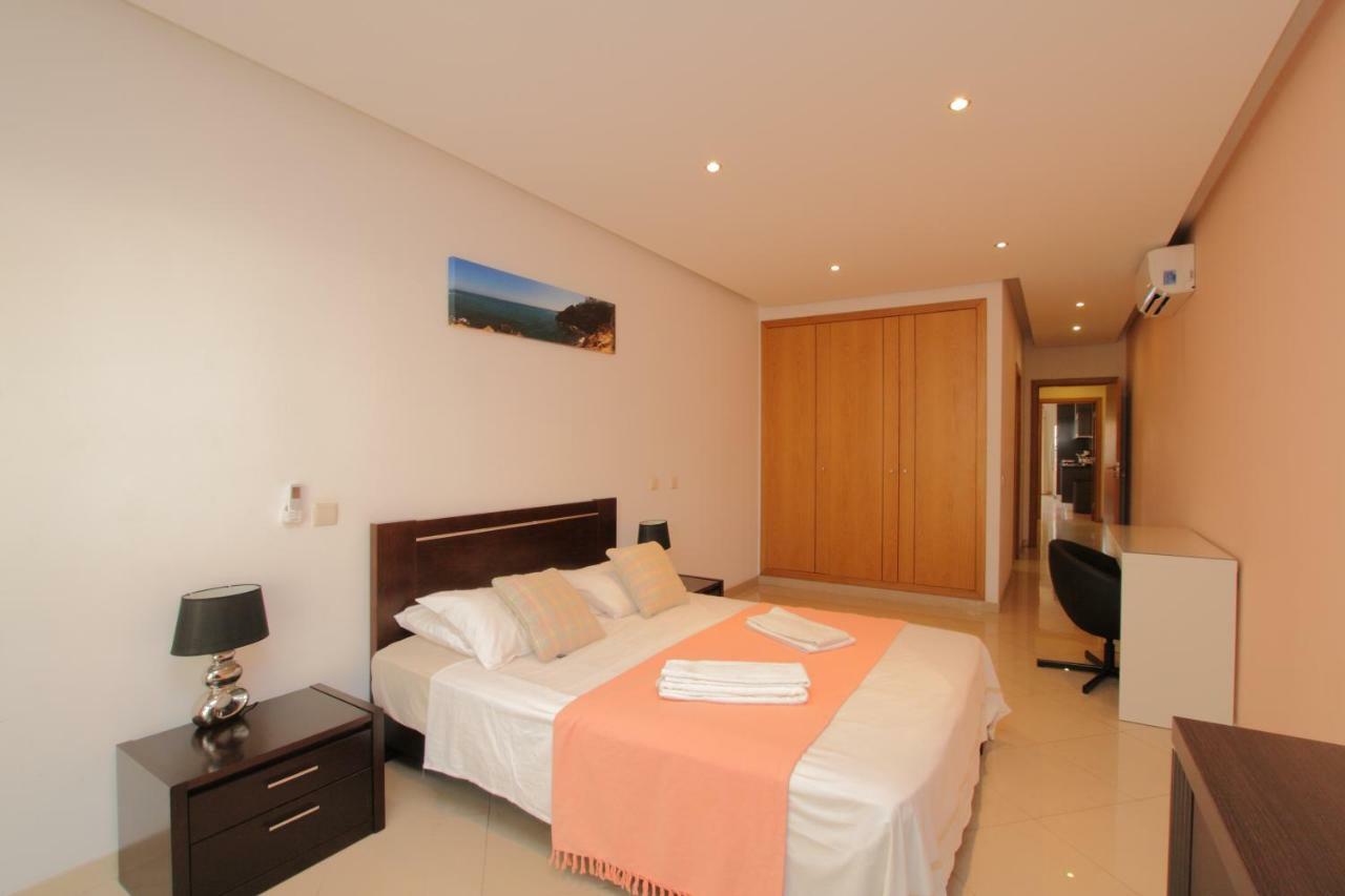 Full Private 300Sqm Villa Jacuzzi Heated Pool Ideal & Quiet Location 알부페이라 외부 사진